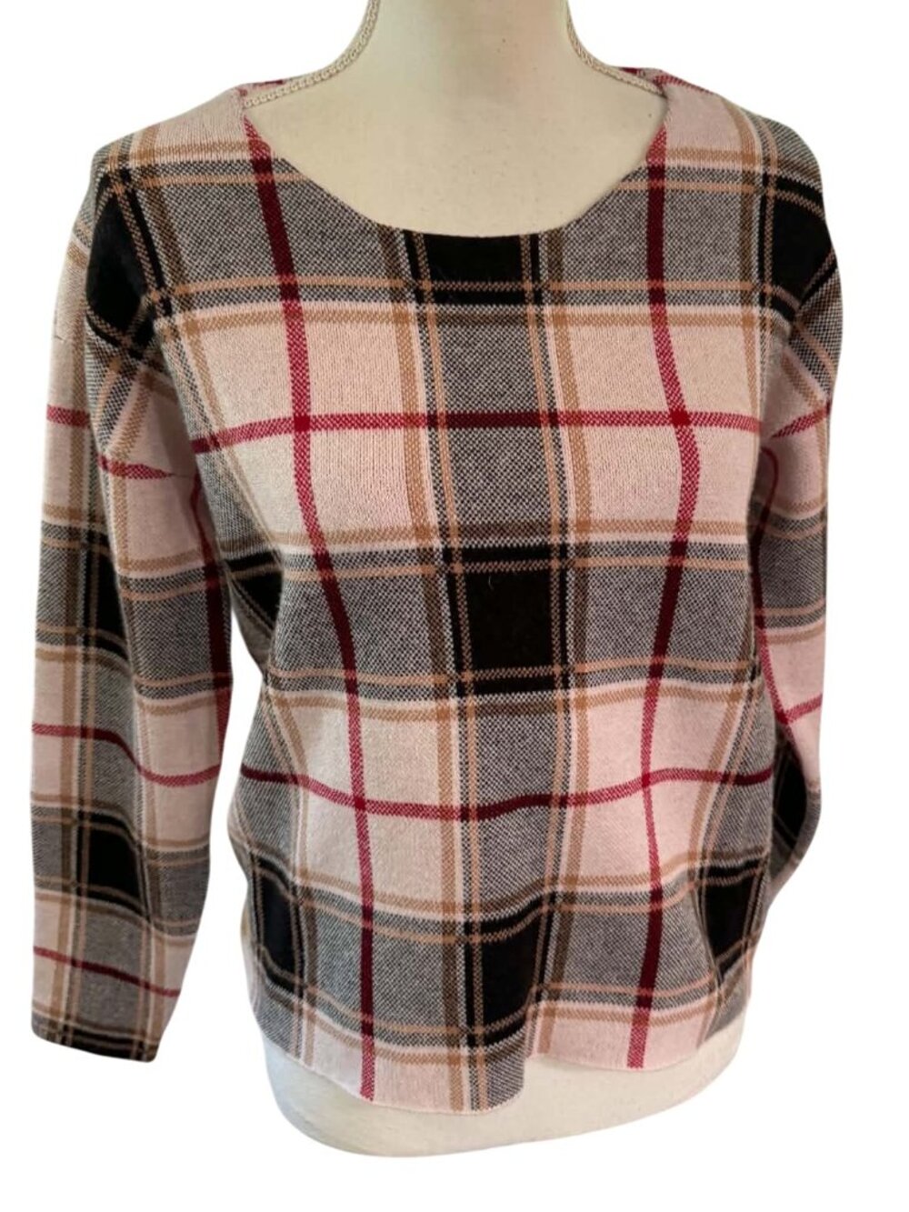 Tahari plaid knit scoop neck sweater